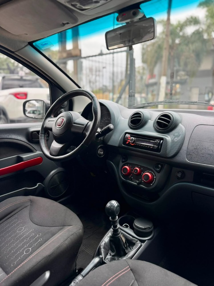 Fiat UNO SPORTING 1.4 8V — foto 12